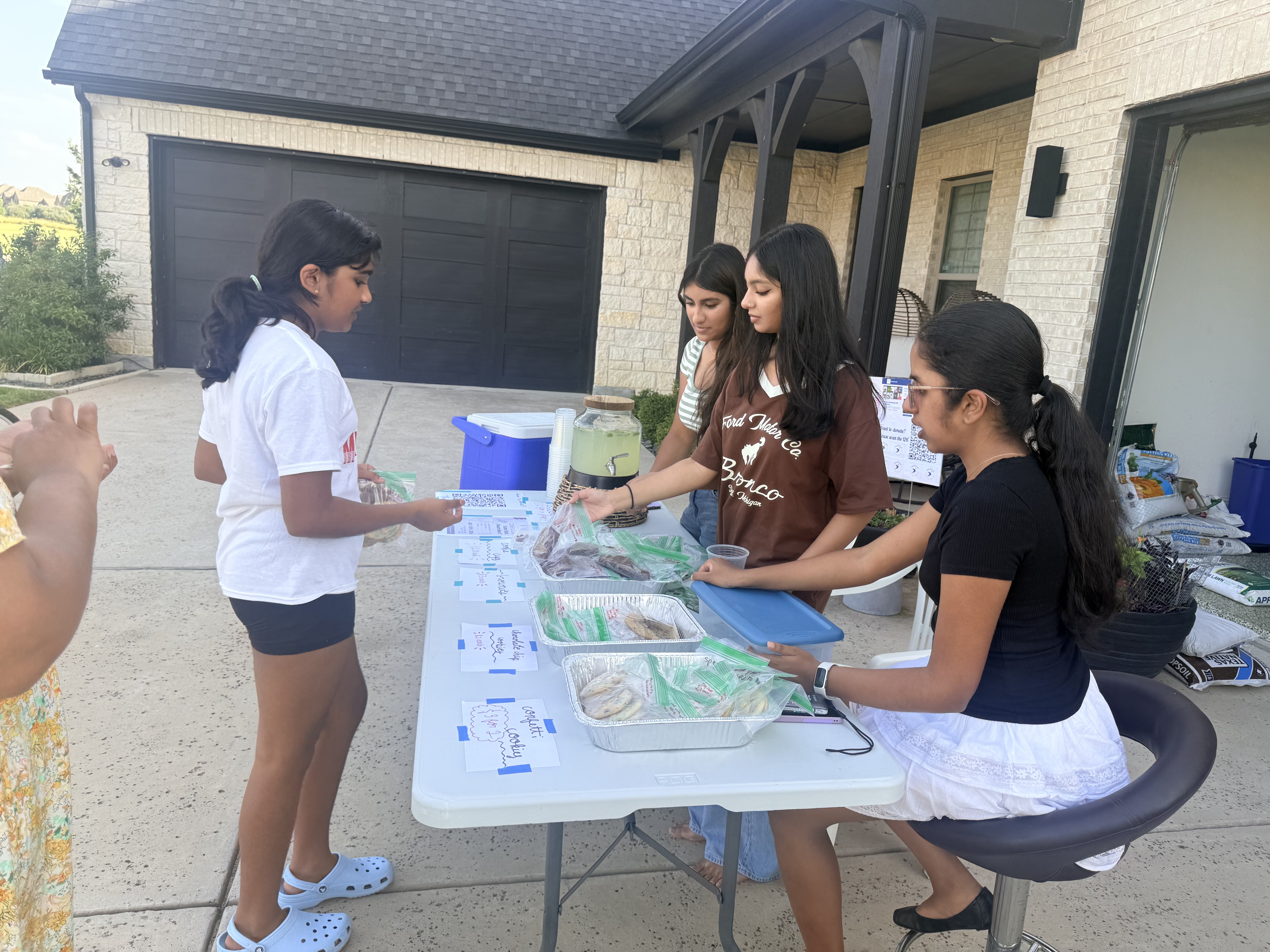 VoiceToLead bake sale table